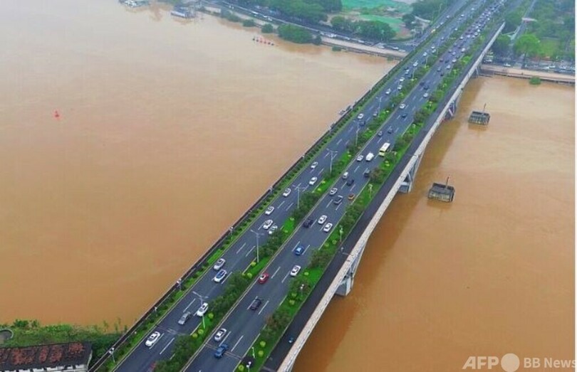 中国広東省で記録的豪雨 4人死亡10人行方不明