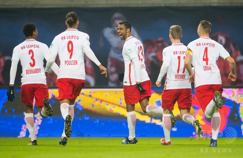 ライプツィヒが快勝で首位追走、フランクフルトは開始3分でGK退場 写真4枚 国際ニュース：AFPBB News