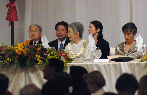 天皇、皇后両陛下 ハワイ王朝の宮殿での晩さん会にご出席 写真8枚 国際