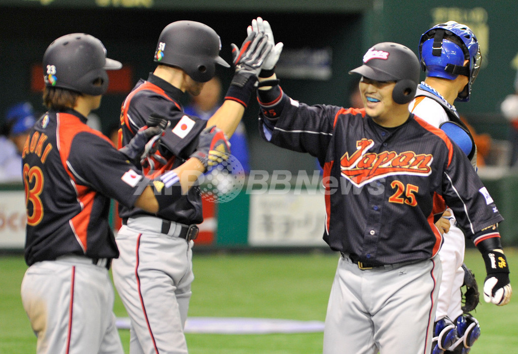 日本 韓国を7回コールドで下し2次ラウンド進出を決める、第2回WBC