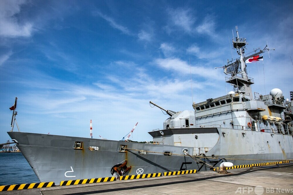 仏海軍フリゲート「プレリアル」、報道陣に公開 横須賀 写真18枚 国際