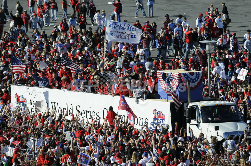 ワールドシリーズを制したフィリーズが優勝パレード 写真24枚