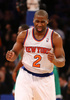12-13NBAは23日、プレーオフ1回戦（7回戦制）第2戦が行われ、ニューヨーク・ニックス（New York Knicks）は87-71でボストン・セルティックス（Boston Celtics）を下し、対戦成績を2勝0敗とした。

歓喜するニューヨーク・ニックスのレイモンド・フェルトン（Reymond Felton、2013年4月23日撮影）。(c)AFP/Getty Images/NBAE/Al Bello