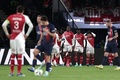 23-24フランス・リーグ1第13節、パリ・サンジェルマン対ASモナコ。同点ゴールを決めたASモナコの南野拓実（右から2人目、2023年11月24日撮影）。(c)FRANCK FIFE / AFP