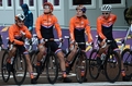 ロンドン五輪、自転車・ロードレースは29日、ザ・マル（The Mall）で女子ロードマススタートが行われ、オランダのマリアンヌ・フォス（Marianne Vos）が金メダルを獲得した。

レースに臨むオランダの選手（2012年7月29日撮影）。(c)AFP/CARL DE SOUZA