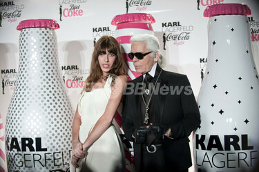 カール・ラガーフェルド、｢ダイエット・コーク｣のボトルをデザイン