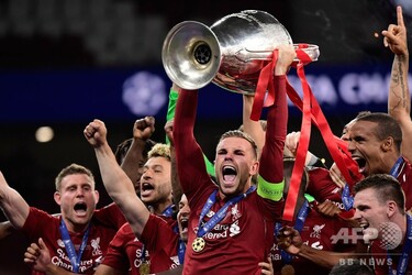 チャンピオンズリーグトロフィー、 リバプールチャンピオントロフィー、 リバプールMF、CL優勝杯