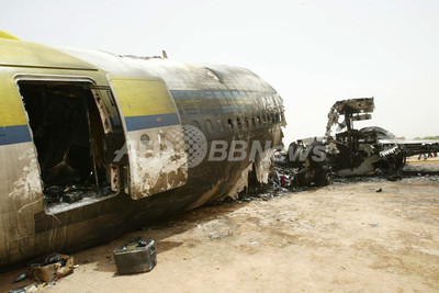 スーダン旅客機炎上、死者30人に