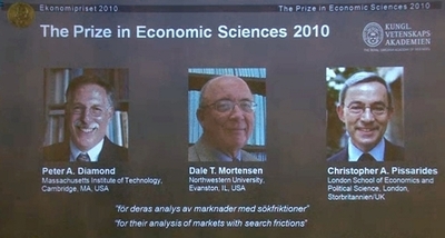 2010年ノーベル経済学賞に米英3氏