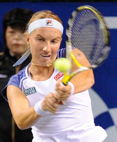 クズネツォワ ヤンコビッチとの接戦を制し準決勝へ