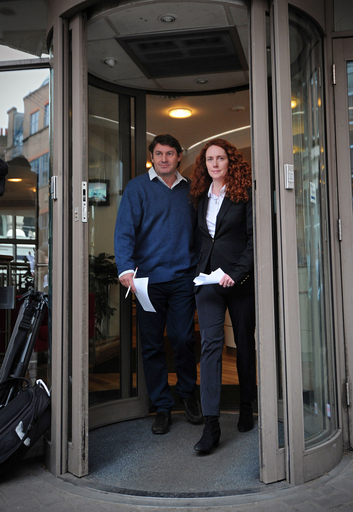 英大衆紙盗聴疑惑、証拠隠滅で新たに起訴