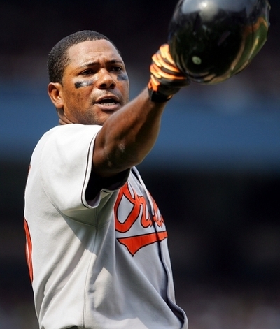 テハダ 虚偽証言の疑いで調査へ