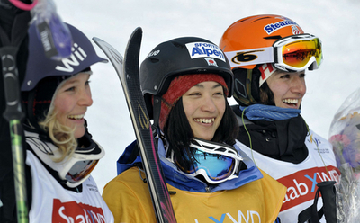 上村愛子 女子モーグル第9戦を制しW杯3連勝