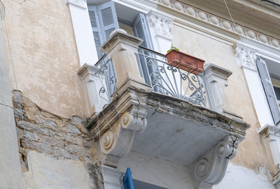 植民地時代の歴史的建築物、解体の危機に チュニジア首都