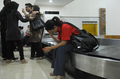 ロシア旅客機、インドネシアで消息絶つ デモ飛行中