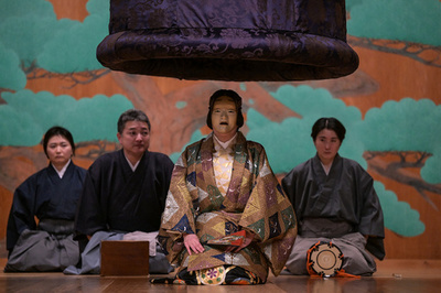 Women break into Japan's 'masculine' Noh theatre