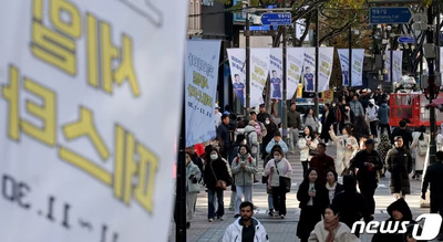 内需不振でも「Korea sale FESTA」財布のひも緩む…流通業界、売り上げ軒並み増加