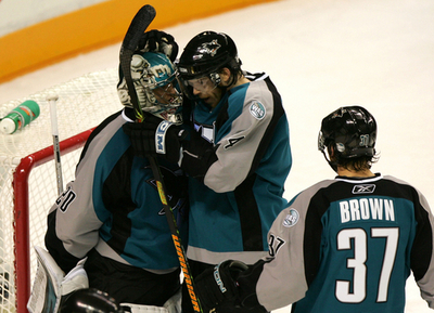 ＜06-07NHL プレーオフ＞シャークス プレデターズを降し1回戦突破に王手 - 米国