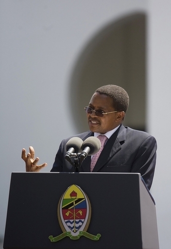 タンザニアで呪術のためのアルビノ殺害事件が続発