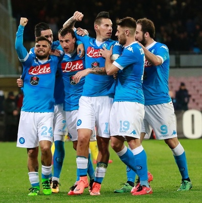 ナポリが4試合ぶりの勝利、暫定ながら首位ユベントスと並ぶ