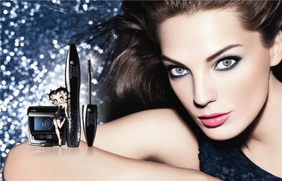 ランコムの最新マスカラで一日続く“主役級まつげ”に