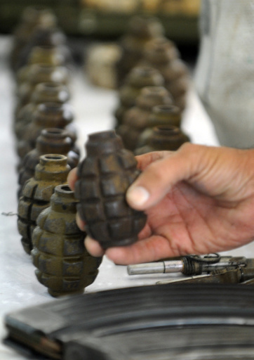 手りゅう弾を玩具と間違え… 子ども5人死傷 パキスタン