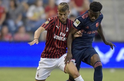 「三代目」マルディーニが初のベンチ入り、祖父と父に続きACミランで