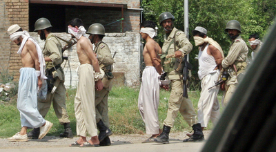 モスク立てこもり事件、副指導者は「投降よりは死を」