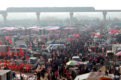 露天市場に近い駅 昨年末にオープン、青島の地下鉄13号線