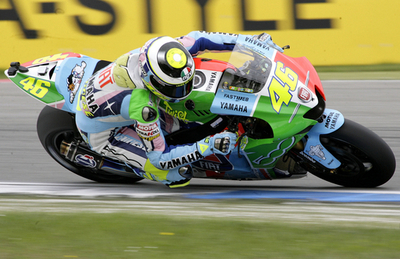 ロッシ 第9戦フリー走行3回目でトップタイムを記録