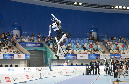 人類のスポーツ記録を次々と更新　ロボットの性能がさらなる進化へ