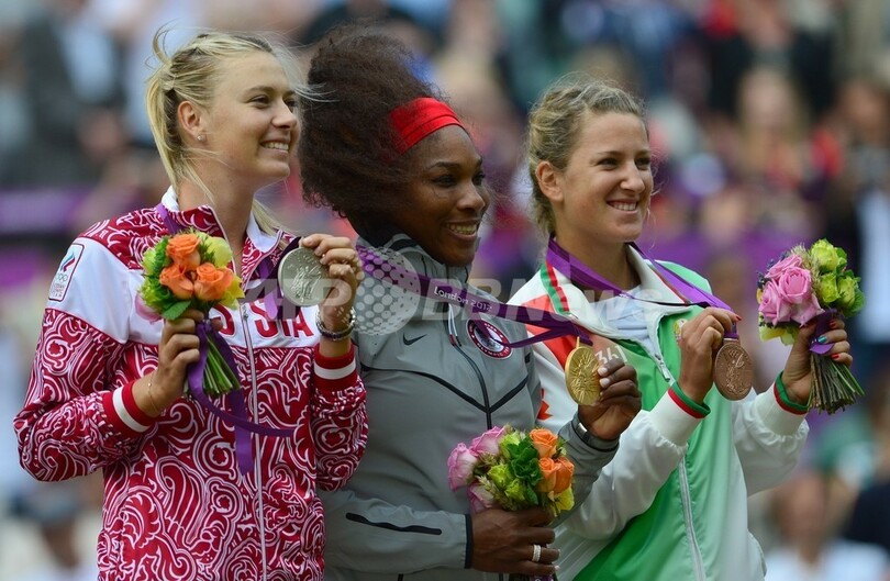 セレーナがシャラポワを退け金メダル、ゴールデンスラムを達成