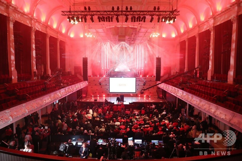 NZ総選挙、アーダーン首相の労働党圧勝 野党党首が敗北宣言