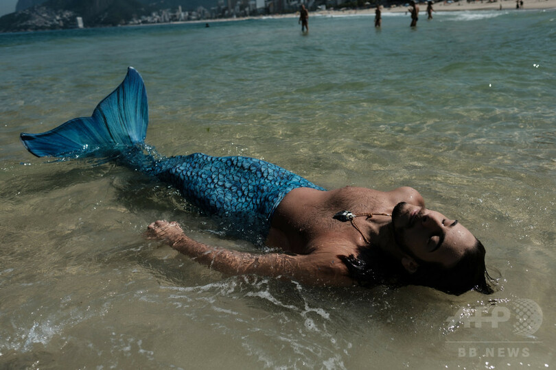 人と違っちゃいけない？ 海が好きすぎるイパネマの「人魚男」