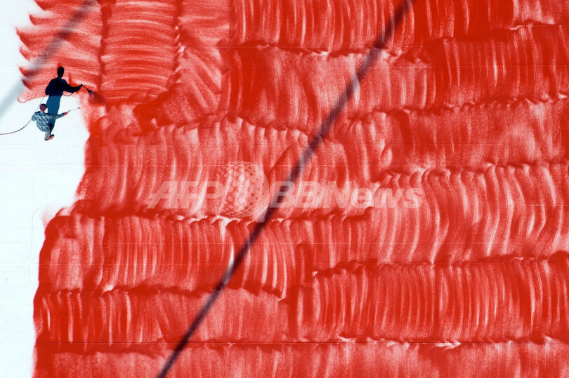 ロシア極東で世界最長の斜張橋が完成、APECサミット開催を前に