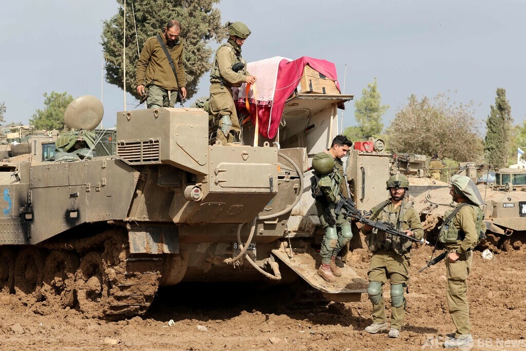 イスラエル軍、人質3人を誤って射殺 ガザ北部 写真4枚 国際ニュース：AFPBB News