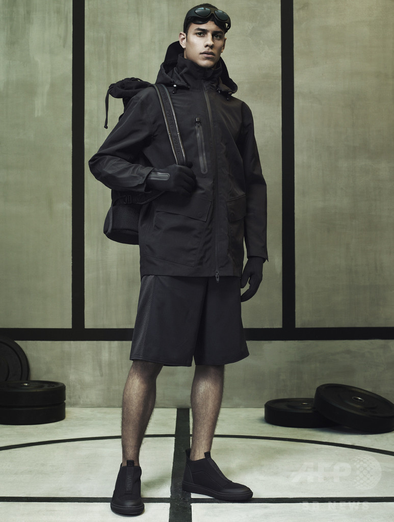 アレキサンダー ワン×H＆M、注目のルック公開へ
