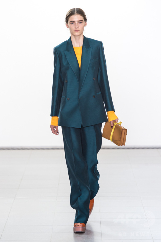 「ポール・スミス」16年春夏コレクション