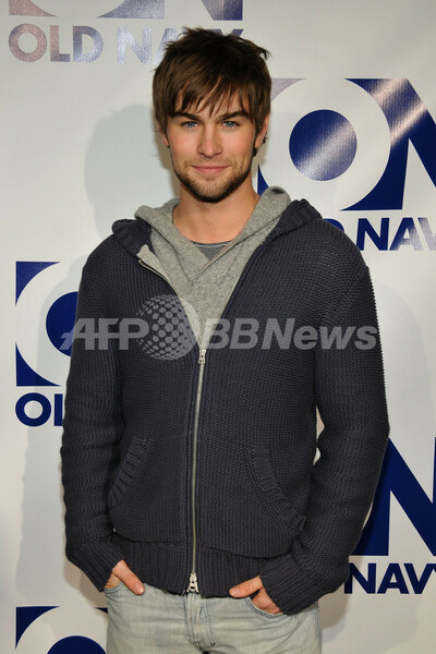 オールドネイビー主催のイベントにヘイデン・パネッティーアーらが登場