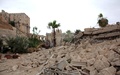 シリア北部アレッポ（Aleppo）で、政府軍の拠点として利用され、反体制派によって爆破されたホテル（2014年5月8日撮影）。(c)AFP