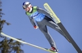 2010年%%バンクーバー冬季五輪%%、ノルディックスキー・ジャンプ団体決勝。オーストリアは1107.9点で優勝し、2連覇を果たした。写真は飛躍するオーストリアのトーマス・モルゲンシュテルン（%%Thomas Morgenstern%%）。（2010年2月22日撮影）(c)AFP/JAVIER SORIANO