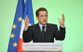 フランス中部アルトマール（Artemare）で地球温暖化について演説するニコラ・サルコジ（Nicolas Sarkozy）大統領（2009年9月10日撮影）。(c)AFP/ERIC FEFERBERG