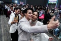 タイ・バンコクのショッピングモールで開催された婚姻届提出イベントに出席するカップル（2025年1月23日撮影）。(c)Chanakarn LAOSARAKHAM / AFP