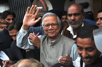 ノーベル平和賞のユヌス氏、グラミン銀行総裁から解任