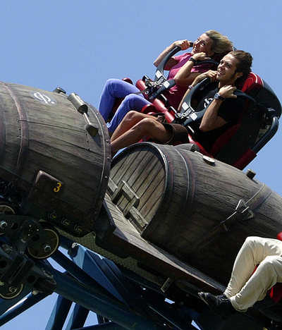 ロッシ 第7戦・カタルニーャGPを控えアミューズメントパークで観光