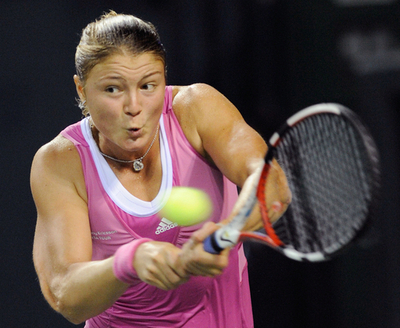 サフィナ カネピ下し準決勝へ