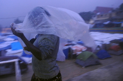 ハイチで洪水、11人死亡 震災被害に追い打ち