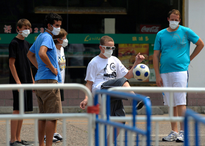 新型インフルエンザ、全世界の死者700人以上に