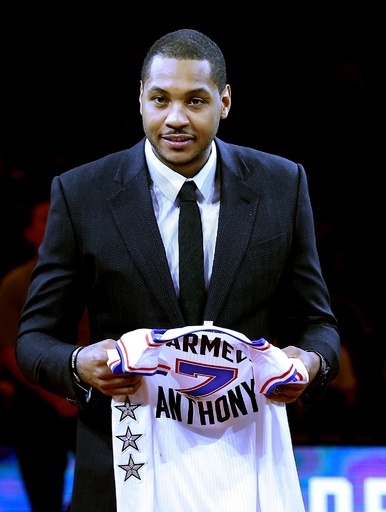 ニックスのアンソニーが膝を手術、今シーズン絶望