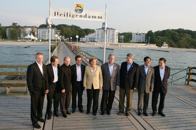 G8首脳、アフリカ支援に600億ドル拠出で合意へ